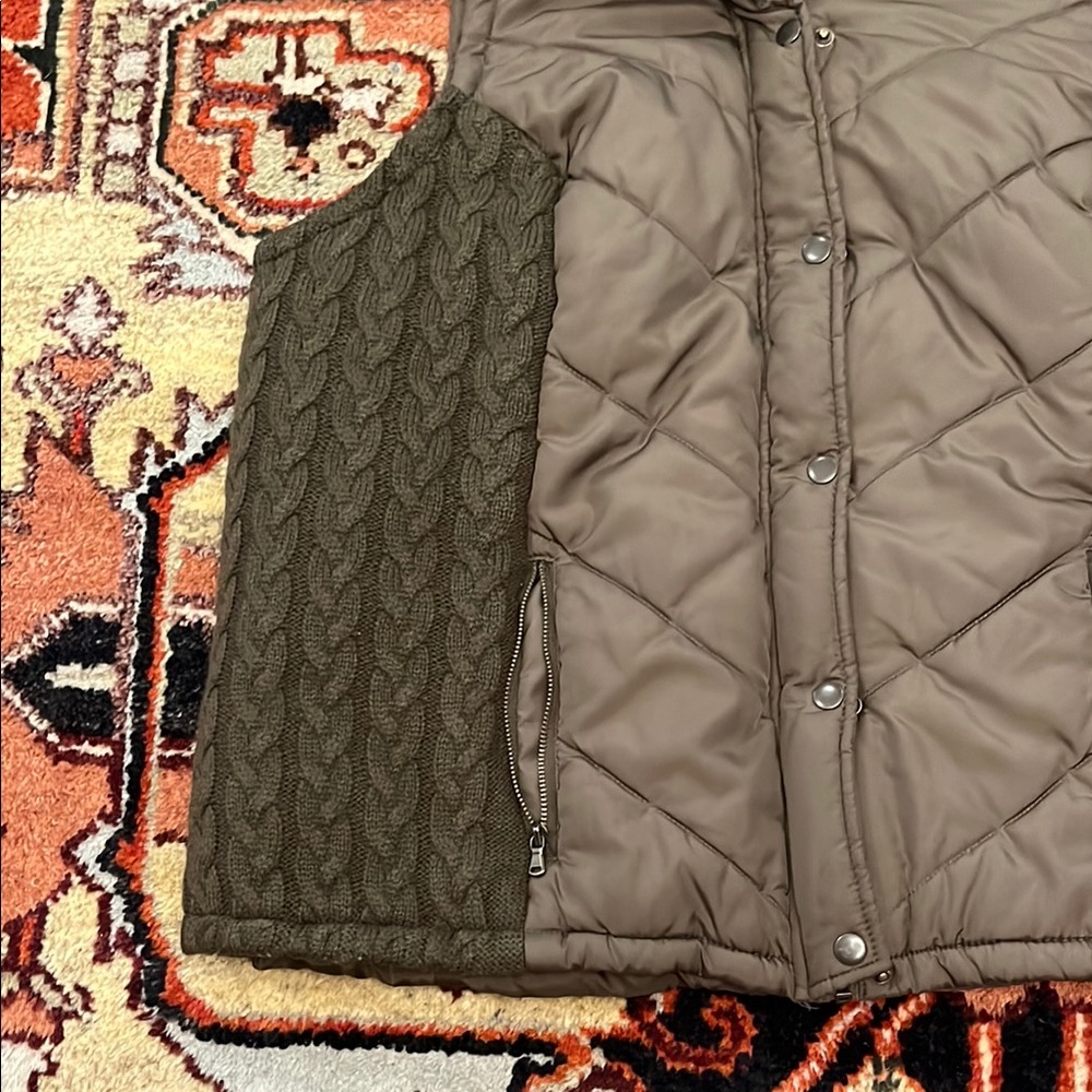 Maurices Quilted Vest in Dark Brown and Olive Size 0 - Picture 3 of 8